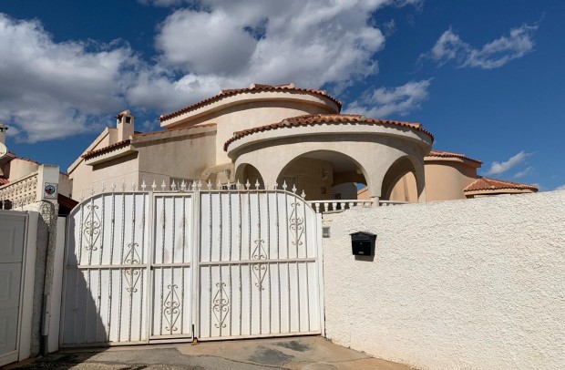 Resale - Detached House / Villa - Ciudad Quesada