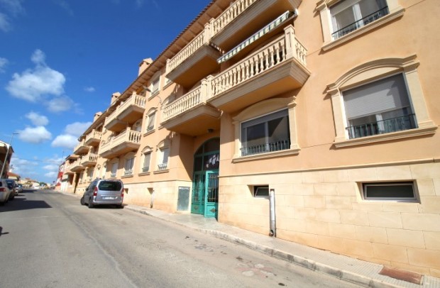 Apartment - Resale - San Miguel de Salinas - 61-72411