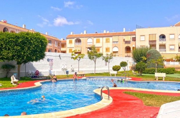 Apartment - Resale - Torrevieja - El Acequión - Los Náufragos