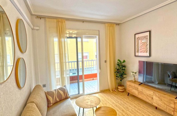 Apartment - Resale - Torrevieja - Playa del Cura