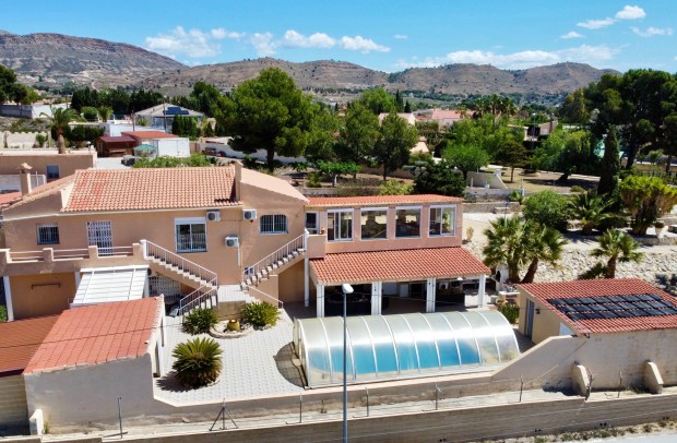 Detached House / Villa - Resale - Alicante - 36-78890