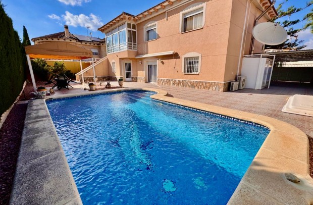 Detached House / Villa - Resale - Benferri - Benferri