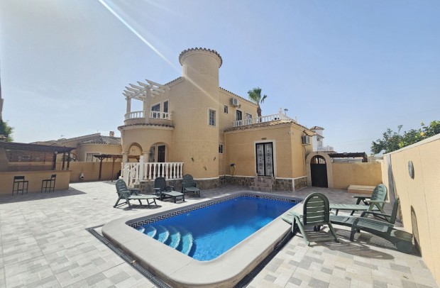 Detached House / Villa - Resale - Benijófar - Atalaya Park