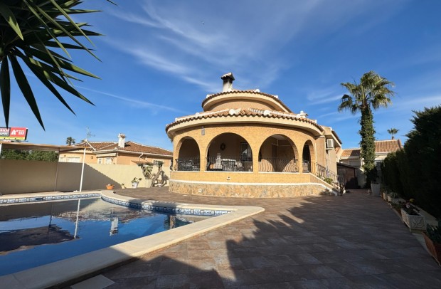 Detached House / Villa - Resale - Benijófar - Monte Azul