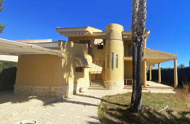 Detached House / Villa - Resale - Campoamor - Campoamor