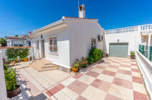 Detached House / Villa - Resale - Ciudad Quesada - Upper Quesada