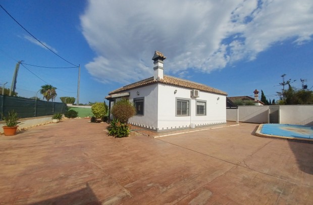 Detached House / Villa - Resale - Cueves De Marin - Cueves De Marin