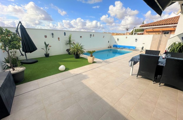 Detached House / Villa - Resale - Los Alcazares - Los Alcazares