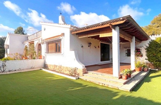 Detached House / Villa - Resale - Orihuela Costa - Dehesa de campoamor