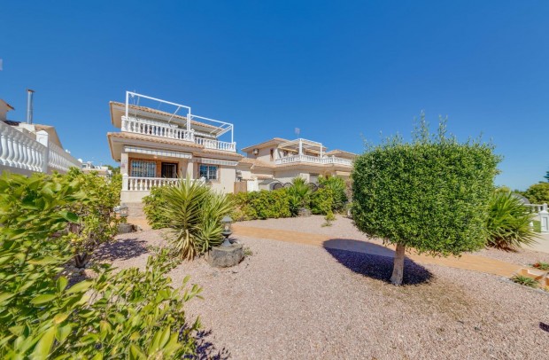 Detached House / Villa - Resale - Orihuela Costa - Los Dolses