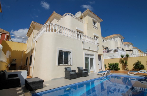 Detached House / Villa - Resale - Orihuela Costa - Orihuela Costa