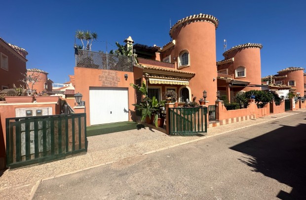 Detached House / Villa - Resale - Orihuela - Playa Flamenca