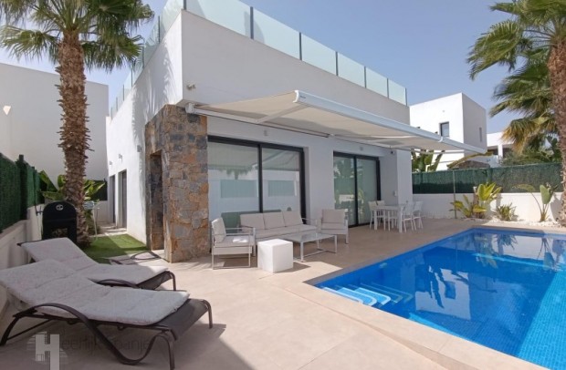 Detached House / Villa - Resale - Santiago de la Ribera - San Javier