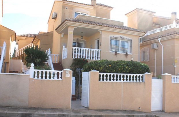 Detached House / Villa - Resale - Villamartin - Villamartin (Orihuela Costa)