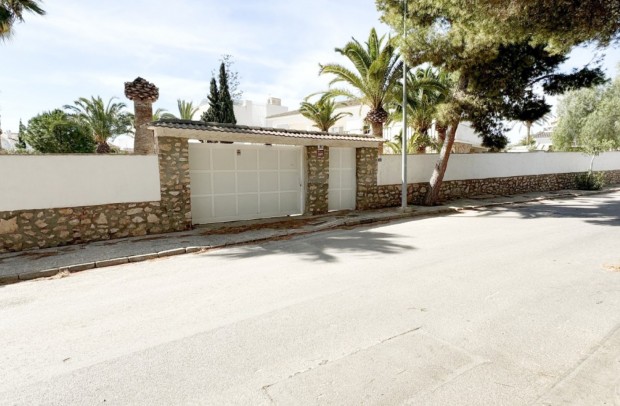 Detached House / Villa - Reventa - Orihuela Costa - 65-88830