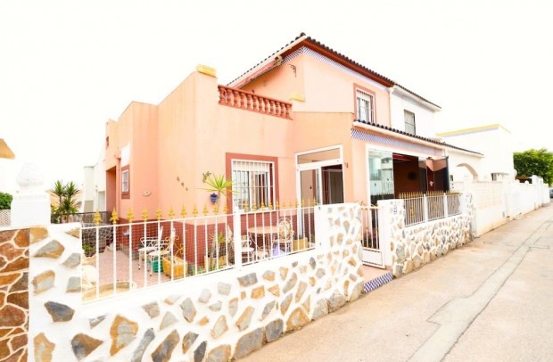 Detached House / Villa - Revente - Torrevieja - Los Balcones - Los Altos del Edén