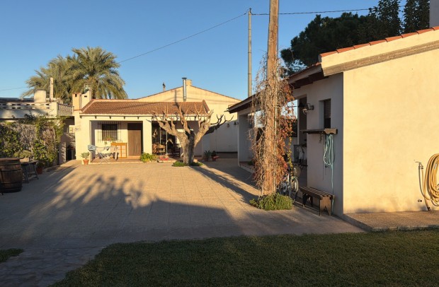 Semi-Detached - Reventa - Dolores - Dolores