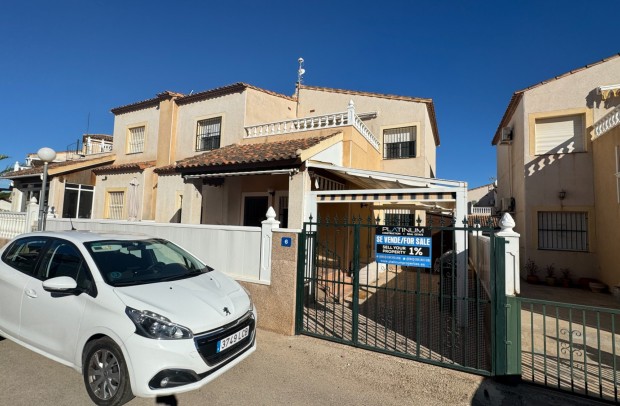 Town house - Resale - Algorfa - Montebello