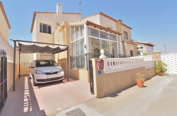 Town house - Resale - Algorfa - Montebello