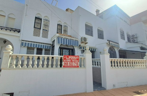 Town house - Resale - La Mata - La Mata