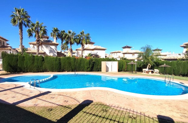 Town house - Resale - La Zenia - La Zenia Alicante