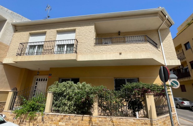 Townhouse / Duplex/Corner - Resale - Formentera del Segura - Formentera de Segura