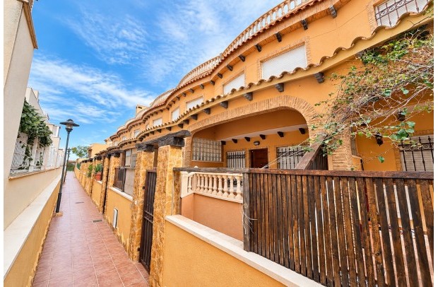 Townhouse - Resale - Guardamar del Segura - Urbanizaciones