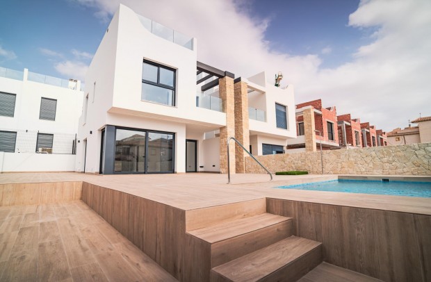 Villa Detached - Nouvelle construction - Orihuela Costa - Punta Prima