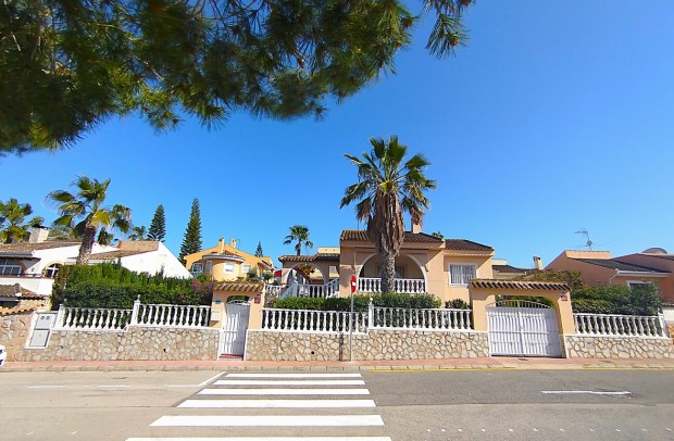 Villa Detached - Resale - Ciudad Quesada - Costa Blanca