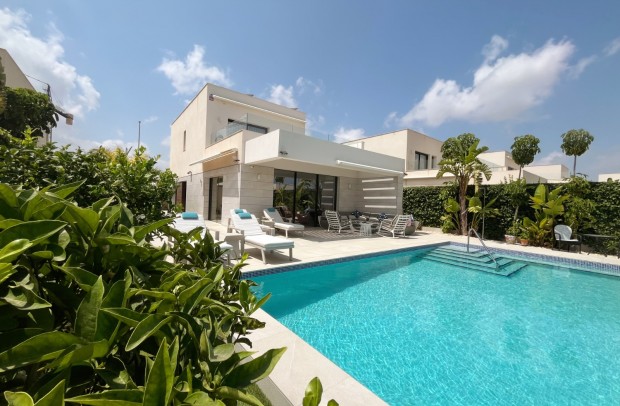 Villa Detached - Resale - Los Montesinos - La Herrada
