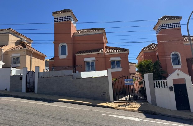Villa Detached - Resale - San Miguel de Salinas - Blue Lagoon