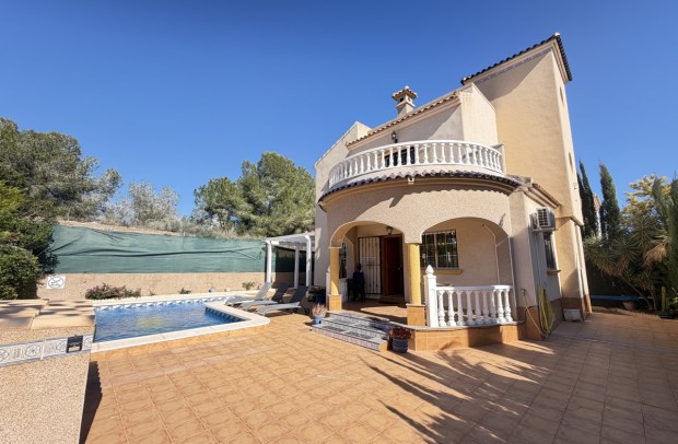 Villa Detached - Resale - Villamartin - 61-20283