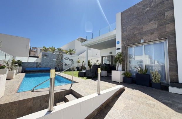 Villa Detached - Reventa - Villamartin - Villamartín