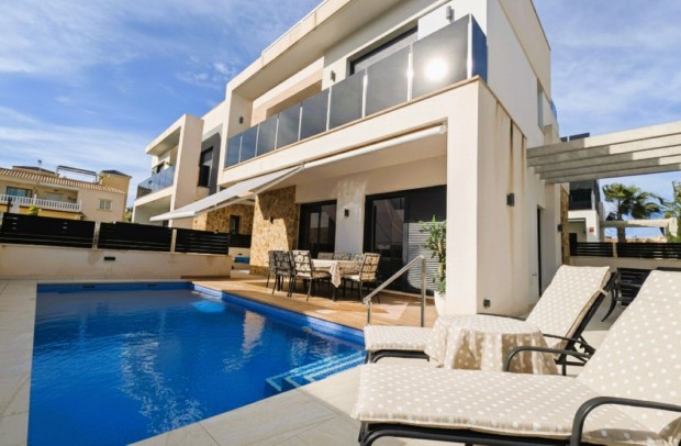 Villa Detached - Revente - Cabo Roig - Lomas de Cabo Roig