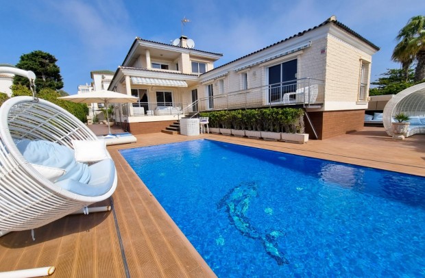 Villa Detached - Revente - Torrevieja - La Mata