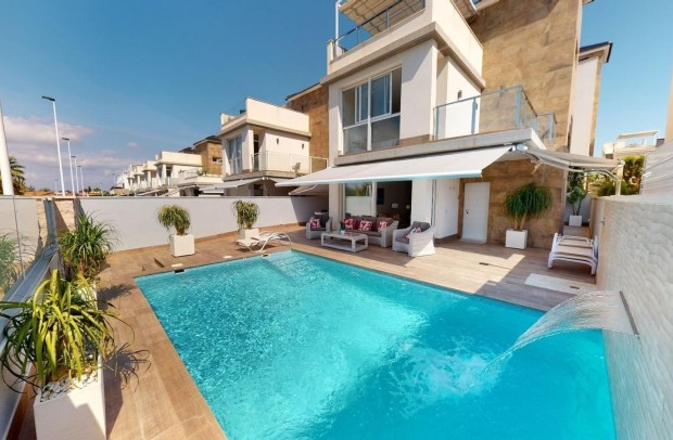 Villa Detached - Revente - Torrevieja - Torrevieja