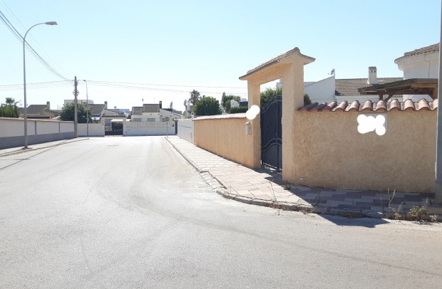 Revente - Detached House / Villa - Torrevieja - La Siesta