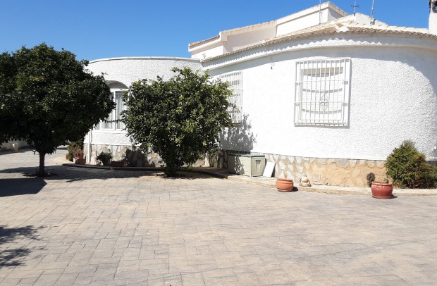 Reventa - Detached House / Villa - Torrevieja - La Siesta