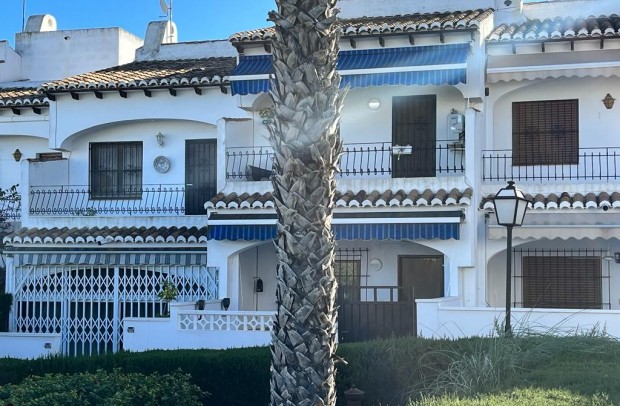 Resale - Town house - Orihuela Costa - Los Balcones