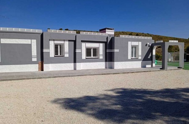 Resale - Detached House / Villa - Hondon de las Nieves - Hondón de las Nieves