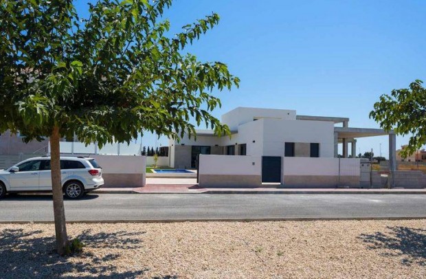New Build - Detached House / Villa - Daya Nueva - Centro