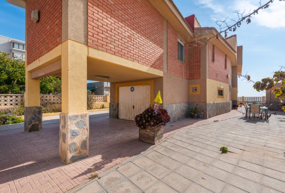 Reventa - Detached House / Villa - Guardamar del Segura