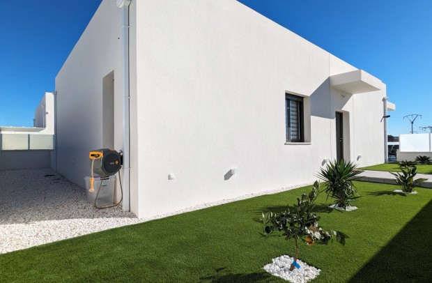 Resale - Detached House / Villa - Torremendo