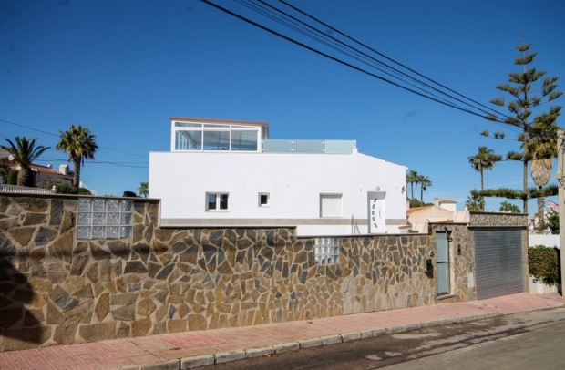 Revente - Detached House / Villa - San Miguel de Salinas