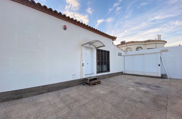 Resale - Detached House / Villa - San Fulgencio - La Marina