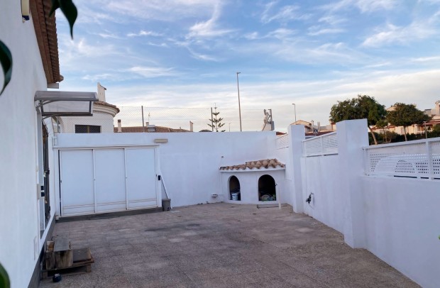 Revente - Detached House / Villa - San Fulgencio - La Marina