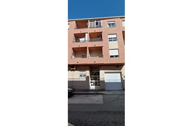 Revente - Apartment - Los Montesinos