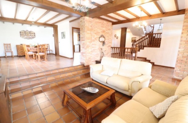 Resale - Detached House / Villa - Pilar de la Horadada - Riomar