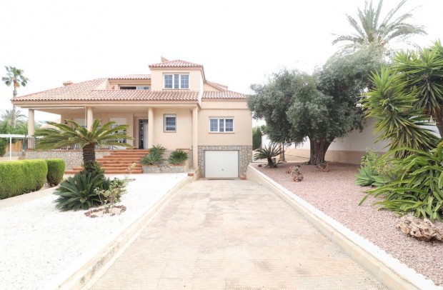 Resale - Detached House / Villa - Pilar de la Horadada - Riomar