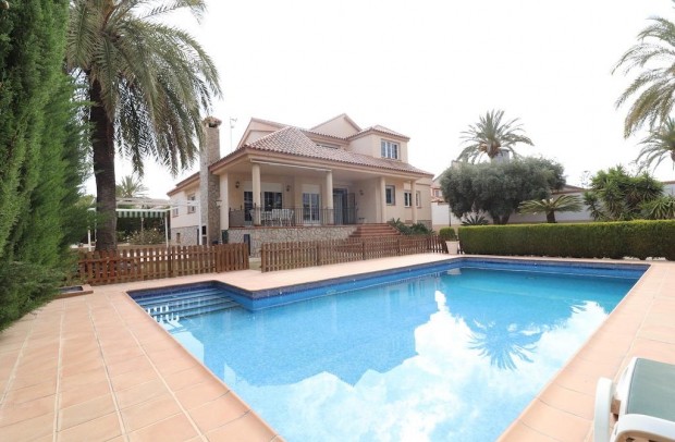 Revente - Detached House / Villa - Pilar de la Horadada - Riomar